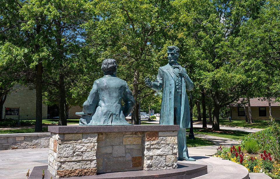 President Lincoln Statue